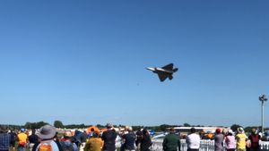 Video post by @foreflight on Facebook