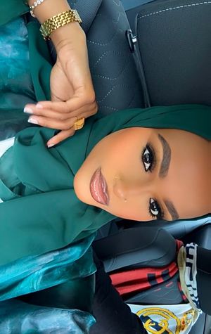Video post by @doseofkhadija on TikTok