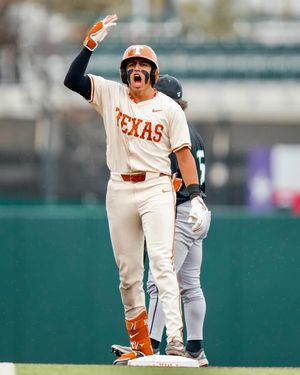 Image post by @texasbaseball on Instagram
