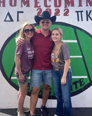 Image post by @texasstatepike on Instagram