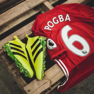 Image post by @soccerdotcom on Instagram