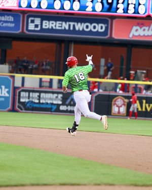Image post by @fightins on Instagram