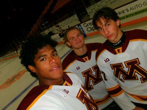 Image post by @gophermhockey on Instagram