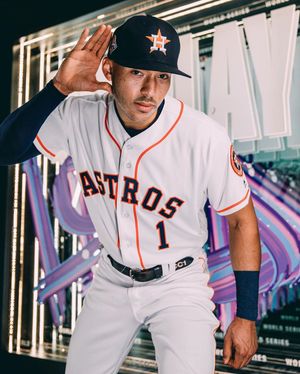 Image post by @mlblife on Instagram