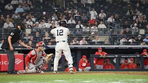 Video post by @MLB on Twitter