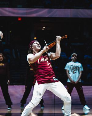 Image post by @CavsEntertain on Twitter