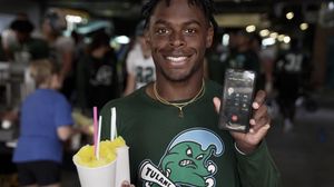 Image post by @greenwavefb on Instagram