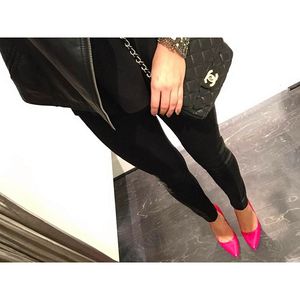 Image post by @catcatoura on Instagram