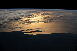 Image post by @iss on Instagram