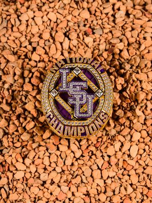 Image post by @lsubaseball on Instagram