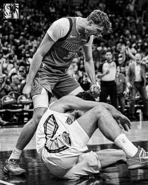 Image post by @dallasmavs on Instagram