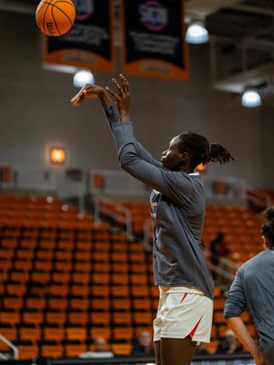 Image post by @mercer_wbb on Instagram