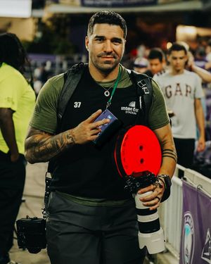 Image post by @thepictureboxphoto on Instagram