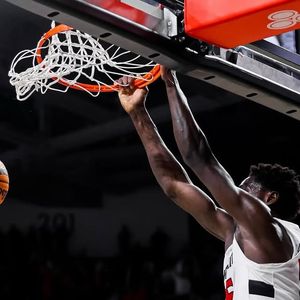 Image post by @gobearcatsmbb on Instagram