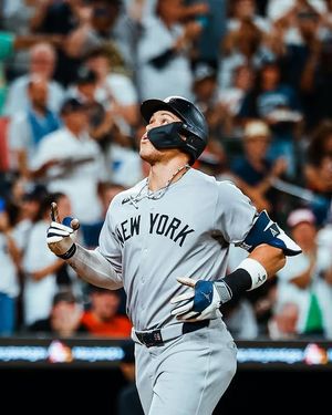 Image post by @yankeesbeisbol on Instagram