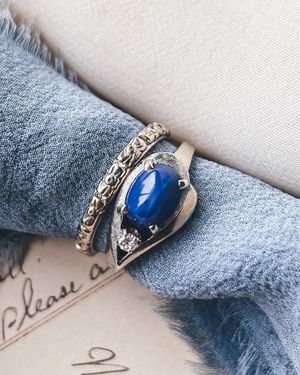 Image post by @maejeanvintage on Instagram