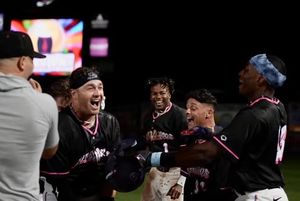 Image post by @bluewahoosbball on Instagram
