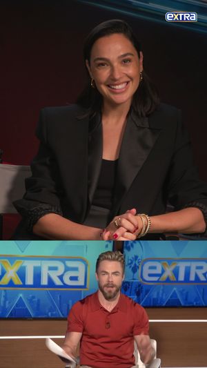 Video post by @extratv on Instagram