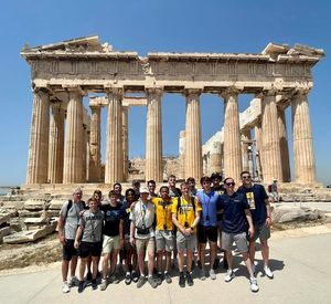 Image post by @Augustana Basketball on Facebook