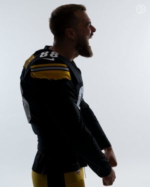 Image post by @steelers on Twitter/X