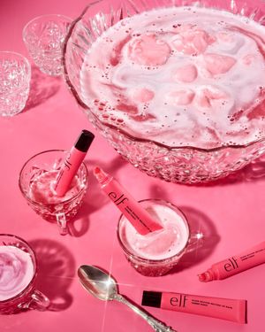 Image post by @elfcosmetics on Instagram