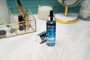 Image post by @Nioxin on Facebook