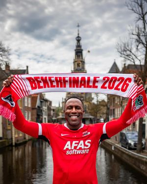 Image post by @azalkmaar on Instagram