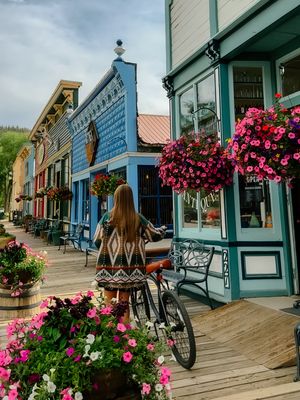 Image post by @coloradomountaintowns on Instagram