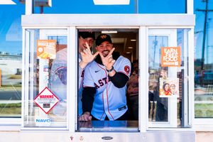 Image post by @astros on Twitter