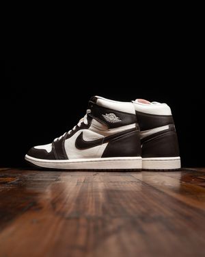 Image post by @sneakerpolitics on Instagram