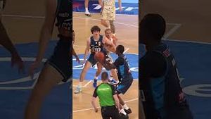 Video post by @melbourneunitedbasketball on YouTube