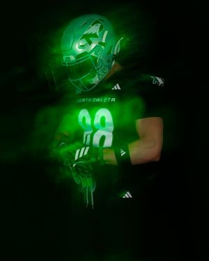 Image post by @undfootball on Instagram