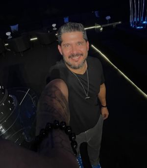 Image post by @carlinhosdj on Instagram