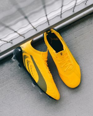 Image post by @soccerdotcom on Instagram