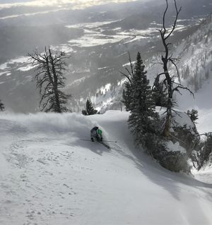 Image post by @j_skis on Instagram