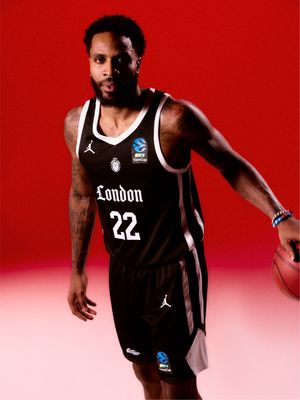 Video post by @londonlions on TikTok