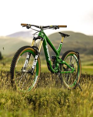 Image post by @ridesherpa on Instagram