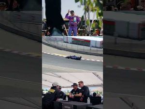 Video post by @rileytvideo on YouTube