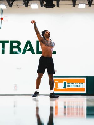 Image post by @caneshoops on Instagram