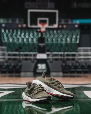 Image post by @hawaiibasketball on Instagram