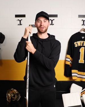 Video post by @CCMHockey on Twitter/X