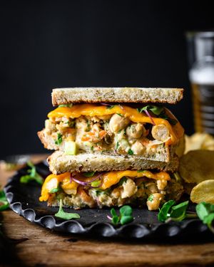 Image post by @crowded_kitchen on Instagram