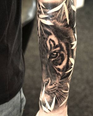 Image post by @thomaswellstattoo on Instagram