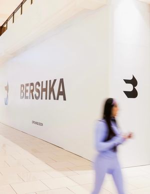 Image post by @aventuramall on Instagram