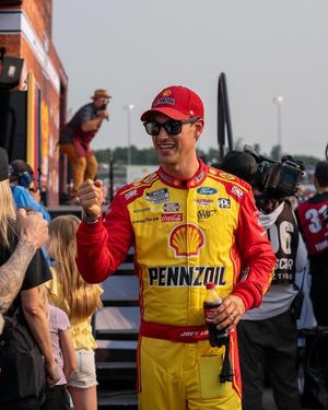 Image post by @nashvillesuperspeedway on Instagram