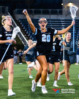 Image post by @thecrownlax on Instagram