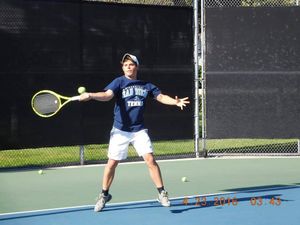 Image post by @usd_tennis on Instagram