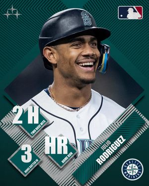 Image post by @everettaquasox on Instagram