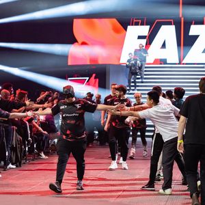 Image post by @fazeclan on Instagram