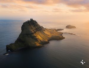 Image post by @unsplash on Instagram